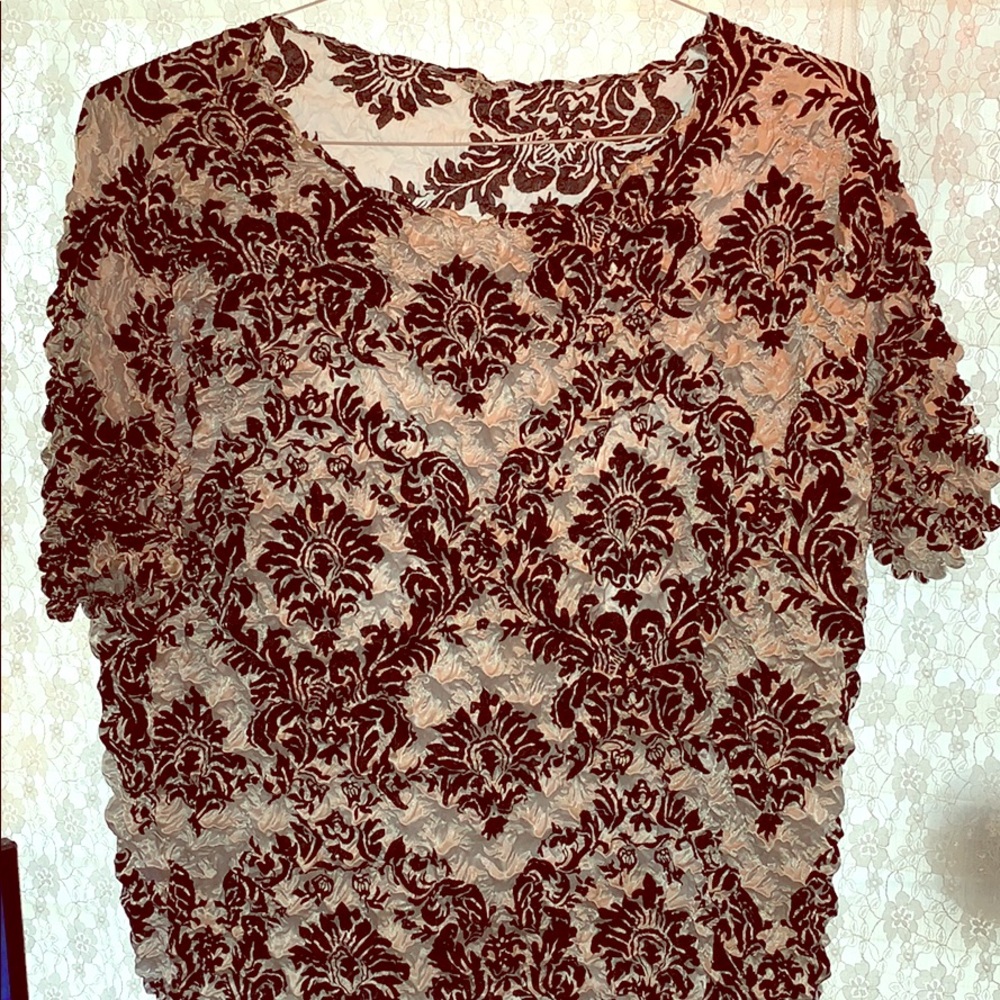 Easy Crinkle shirt so pretty large